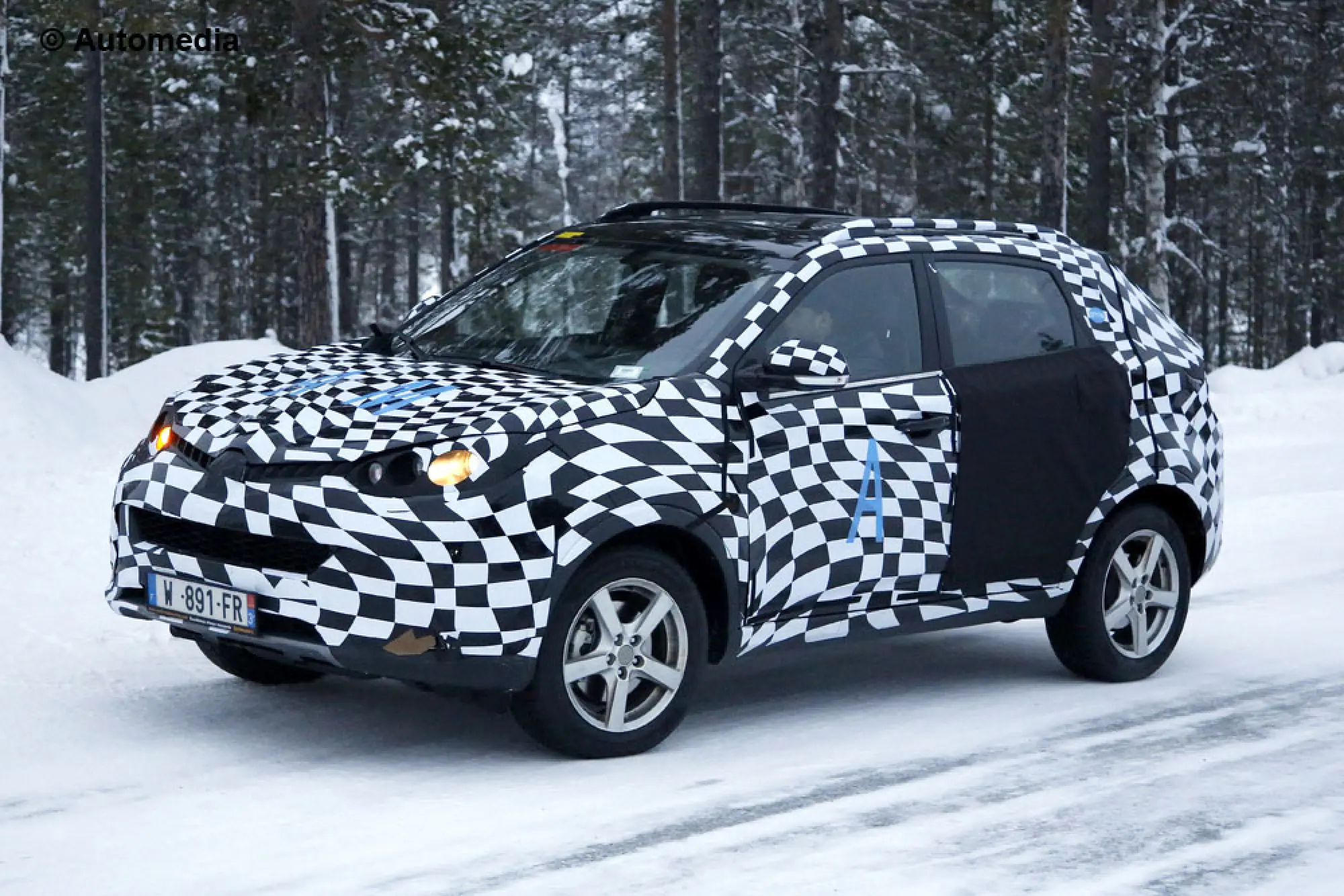 MG CS - Foto spia 11-02-2014 - 3