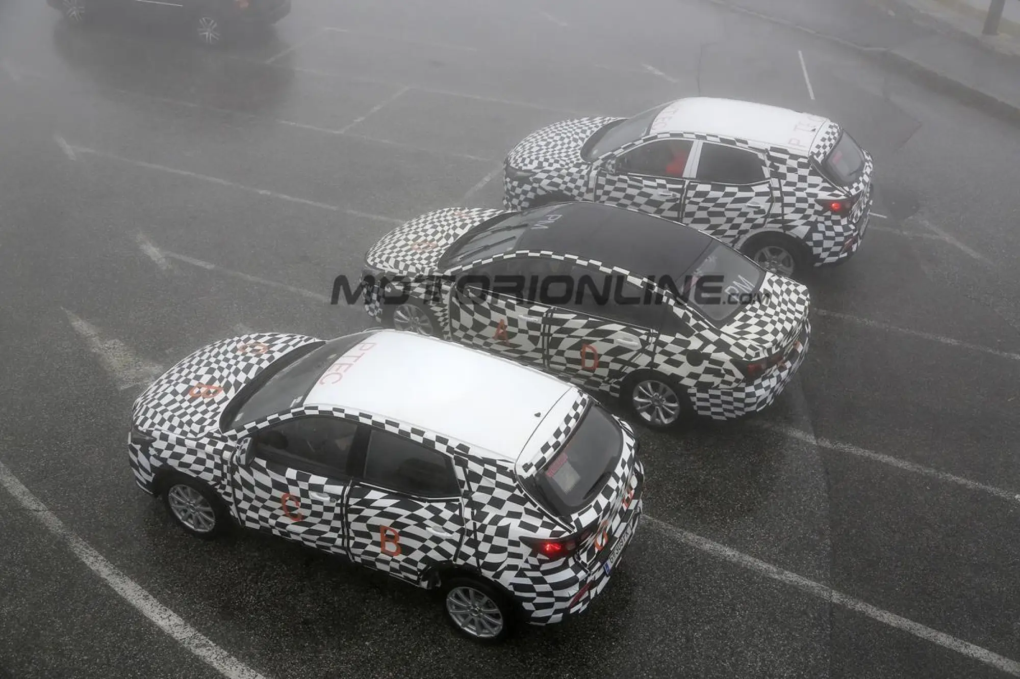 MG ZS - Foto spia 06-09-2016 - 18