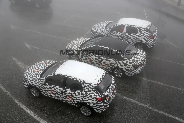 MG ZS - Foto spia 06-09-2016 - 18