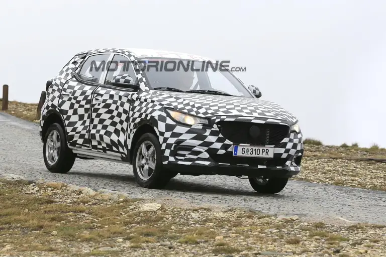 MG ZS - Foto spia 06-09-2016 - 3
