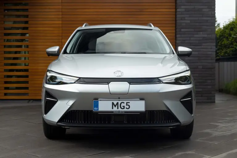 MG5 Electric - 31