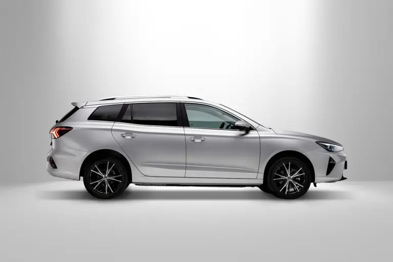 MG5 Electric - 37