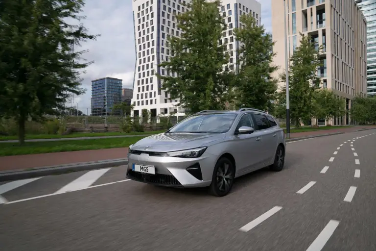 MG5 Electric - 7