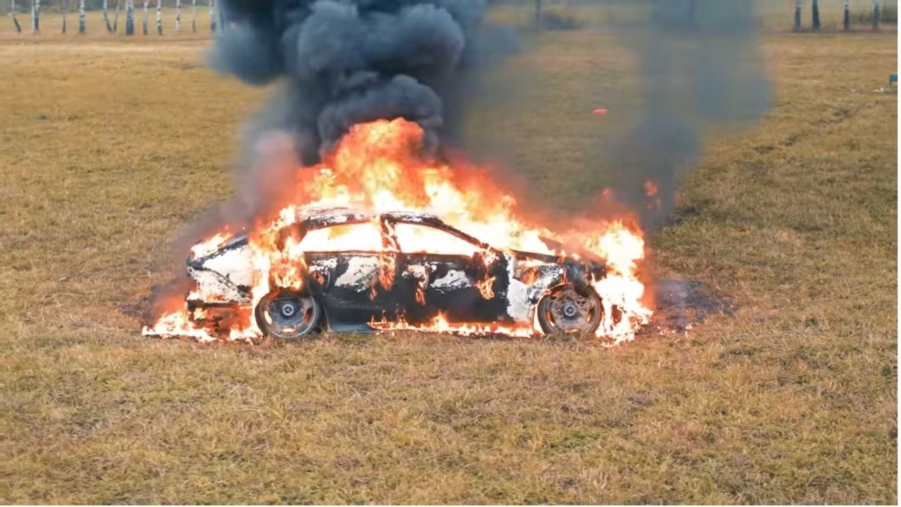 Mikhail Litvin incendia la sua AMG GT 63S