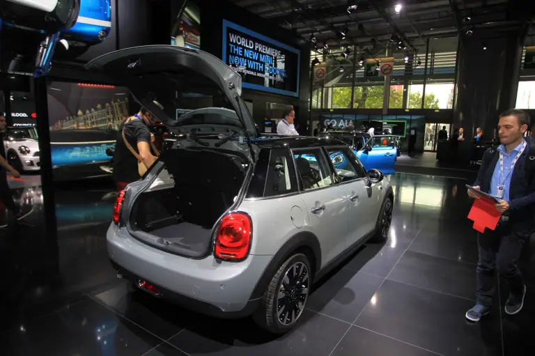 Mini 5 Porte - Salone di Parigi 2014 - 9