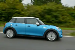 MINI 5 porte - 89