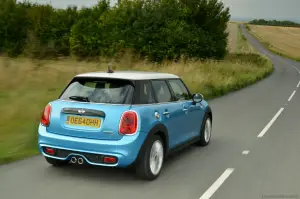 MINI 5 porte - 136