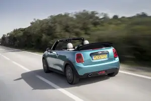 MINI Cabrio 2016