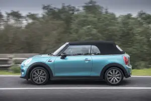 MINI Cabrio 2016 - 42