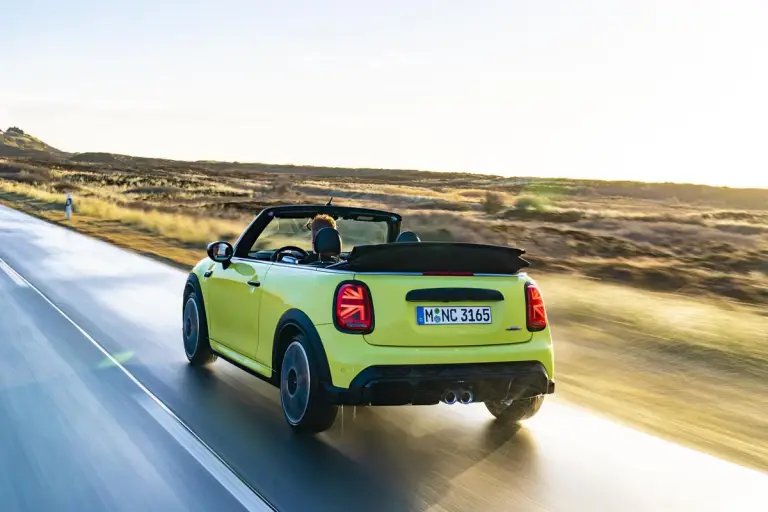 Mini Cabrio 2021 - 22