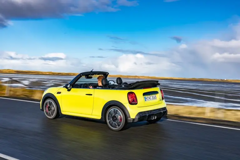 Mini Cabrio 2021 - 17