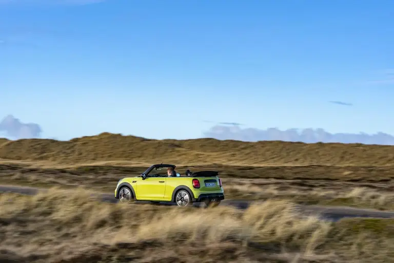 Mini Cabrio 2021 - 29