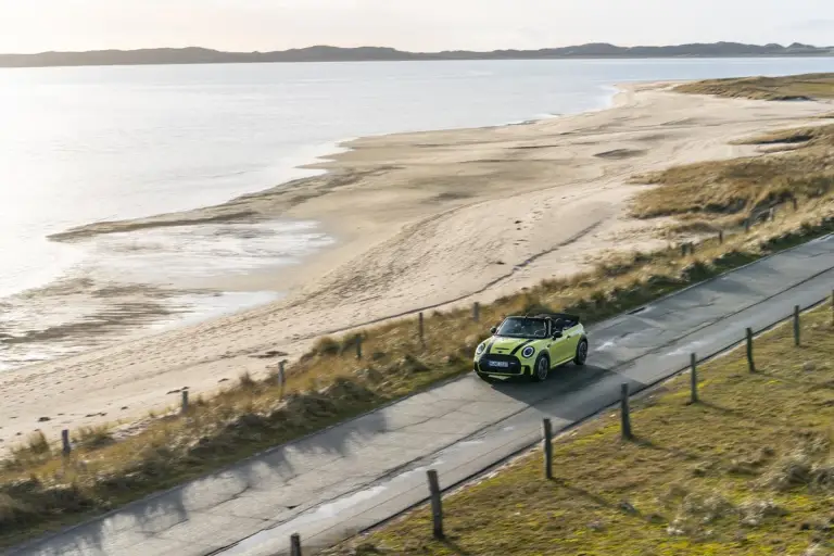 Mini Cabrio 2021 - 32