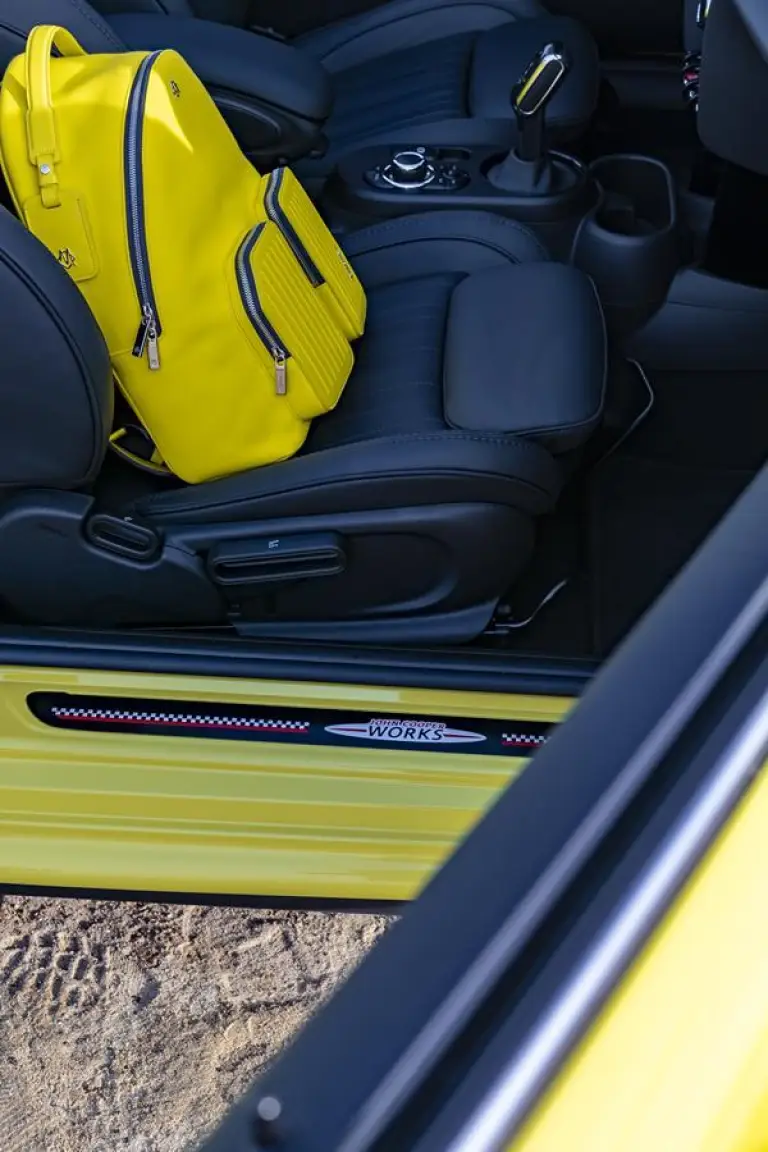 Mini Cabrio 2021 - 64