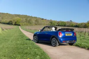 Mini Cabrio 25th Anniversary - 9