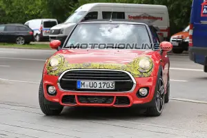 MINI Cabrio facelift MY 2018 foto spia 10 Maggio 2017 - 1