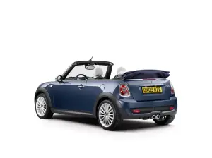 MINI Cabrio - il modello negli anni