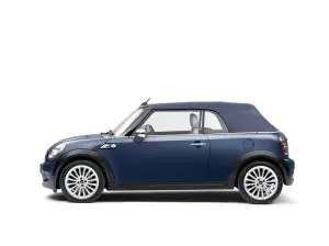 MINI Cabrio - il modello negli anni - 30