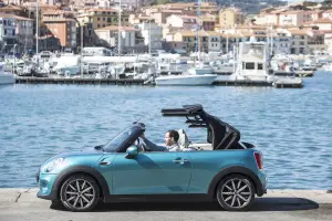 MINI Cabrio MY 2016 - 10