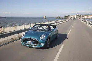 MINI Cabrio MY 2016 - 14