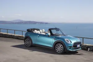 MINI Cabrio MY 2016 - 23