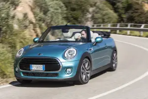 MINI Cabrio MY 2016 - 28