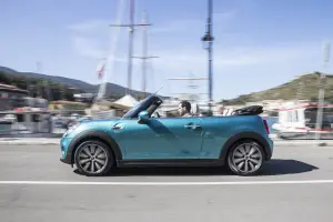 MINI Cabrio MY 2016 - 8