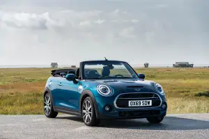 Mini Cabrio Sidewalk - 3