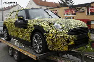 MINI Clubman 2014 - Foto spia 21-11-2013 - 2