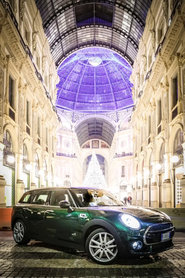 MINI Clubman ALL4 - galleria natalizia 2017 - 20