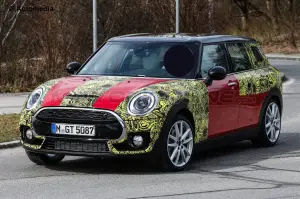 MINI Clubman Cooper e Cooper S con JCW styling kit - Foto spia 24-03-2015 - 11