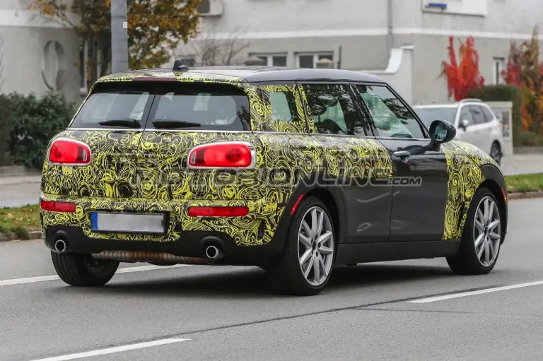 MINI Clubman JCW MY 2016 - Foto spia 02-11-2015 - 9