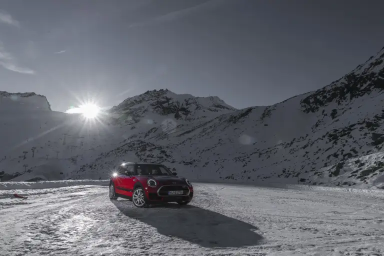 MINI Clubman John Cooper Works 2017 - 14