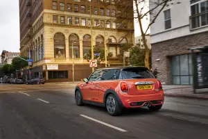 MINI Cooper 2018