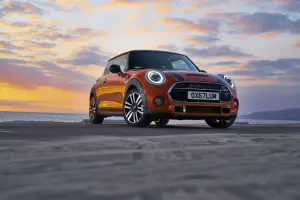 MINI Cooper 2018