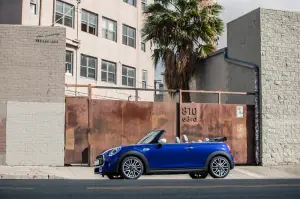 MINI Cooper 2018 - 180