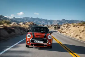 MINI Cooper 2018