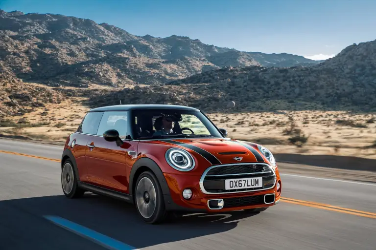 MINI Cooper 2018 - 300