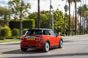 MINI Cooper 2018