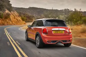 MINI Cooper 2018