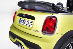 Mini Cooper 2021 - 191