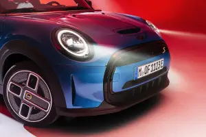 Mini Cooper 2021 - 77