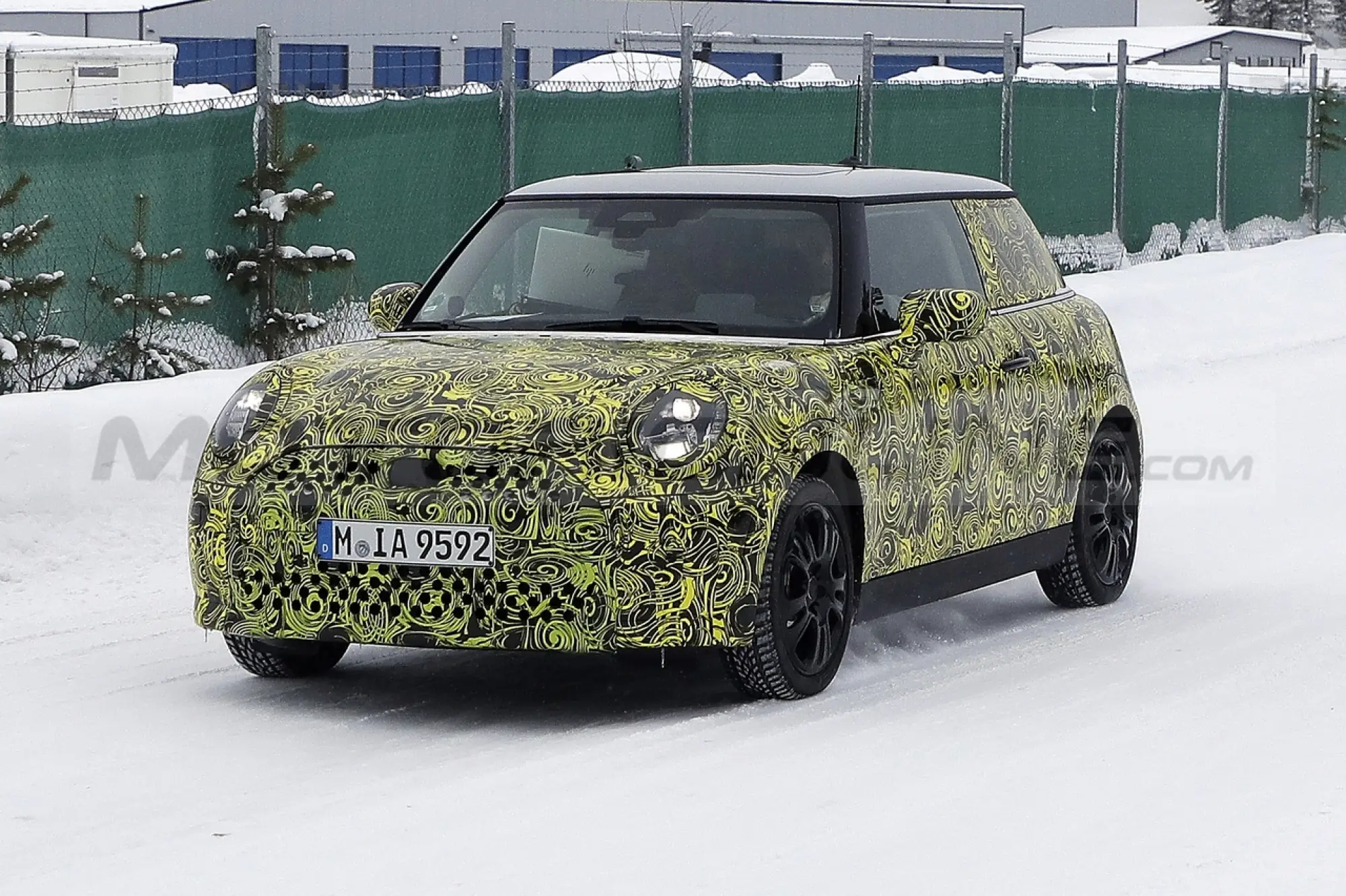 Mini Cooper 2023 - Foto Spia 05-04-2022 - 11