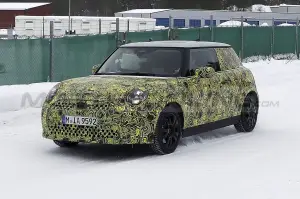 Mini Cooper 2023 - Foto Spia 05-04-2022 - 10