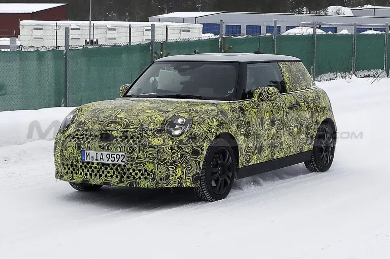 Mini Cooper 2023 - Foto Spia 05-04-2022 - 10