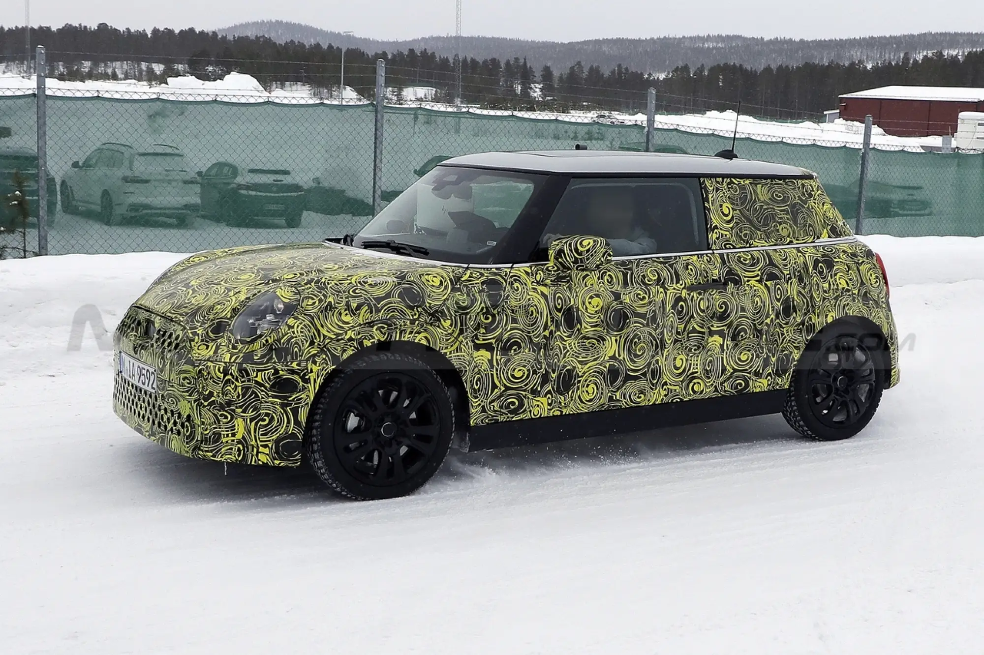 Mini Cooper 2023 - Foto Spia 05-04-2022 - 2