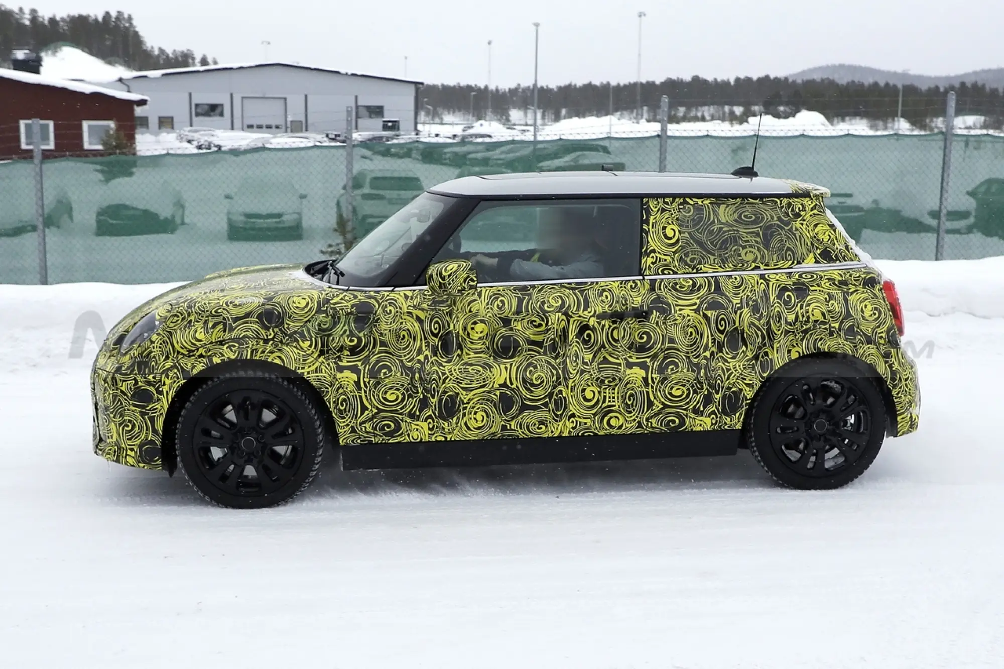 Mini Cooper 2023 - Foto Spia 05-04-2022 - 3