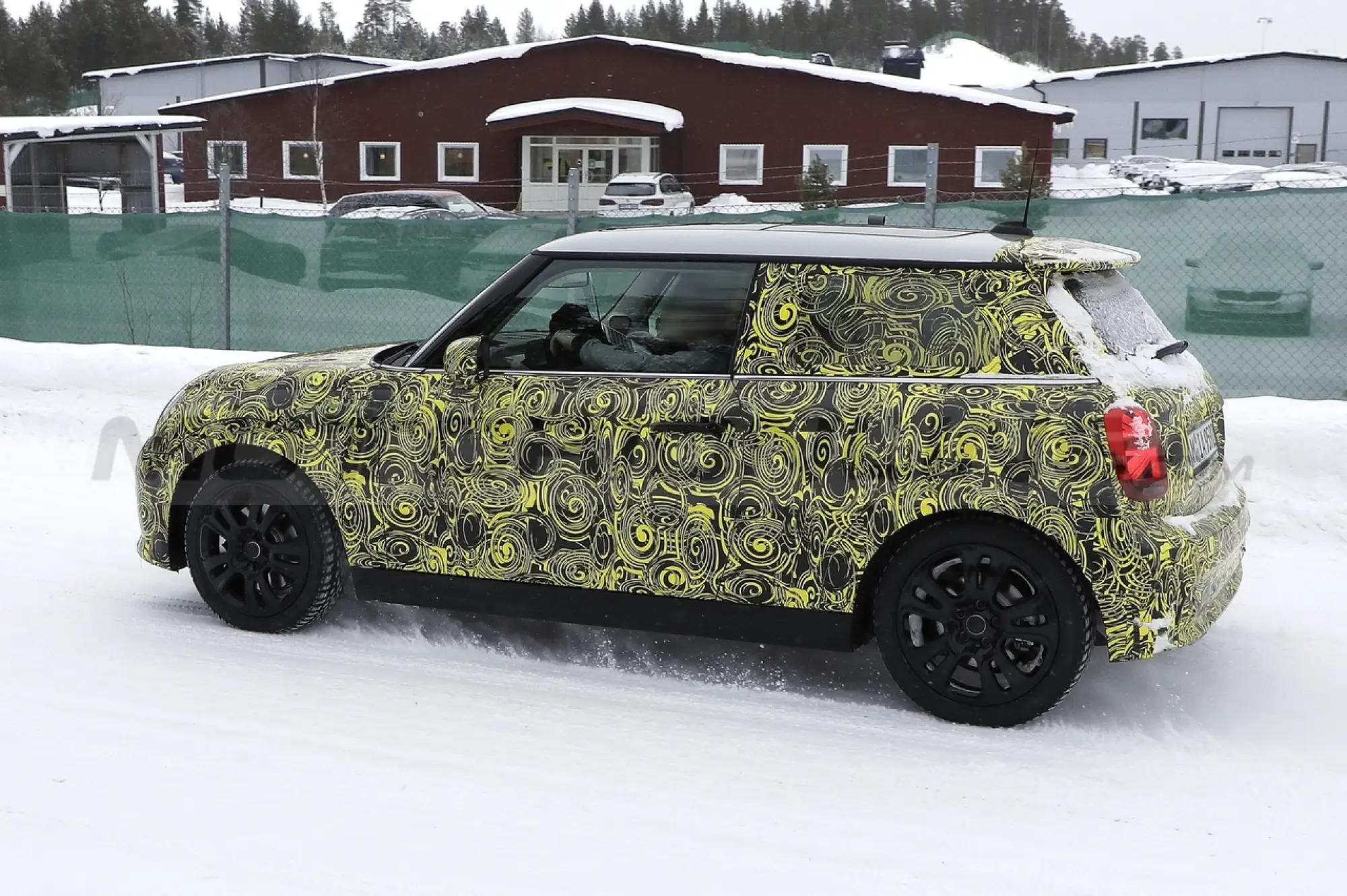 Mini Cooper 2023 - Foto Spia 05-04-2022 - 5