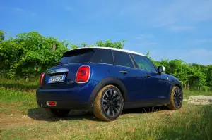 MINI Cooper 5 Porte - Prova su strada 2015