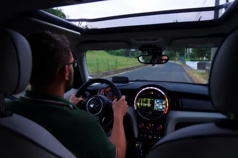 MINI Cooper 5 Porte - Prova su strada 2015 - 106